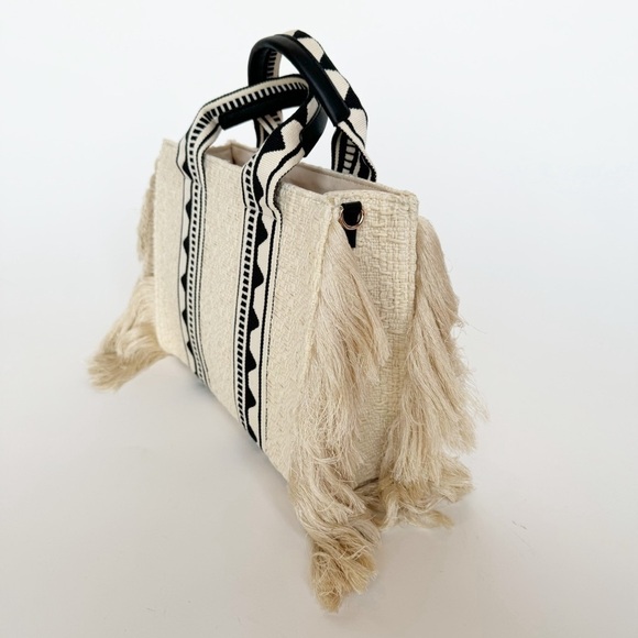 Fringe shopper bag - Picture 7 of 13